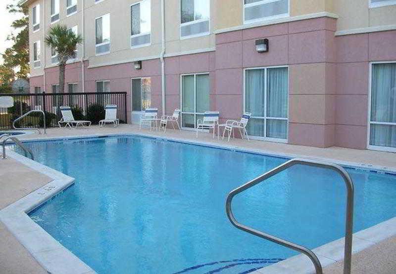 Fairfield Inn And Suites By Marriott טיפטון מראה חיצוני תמונה