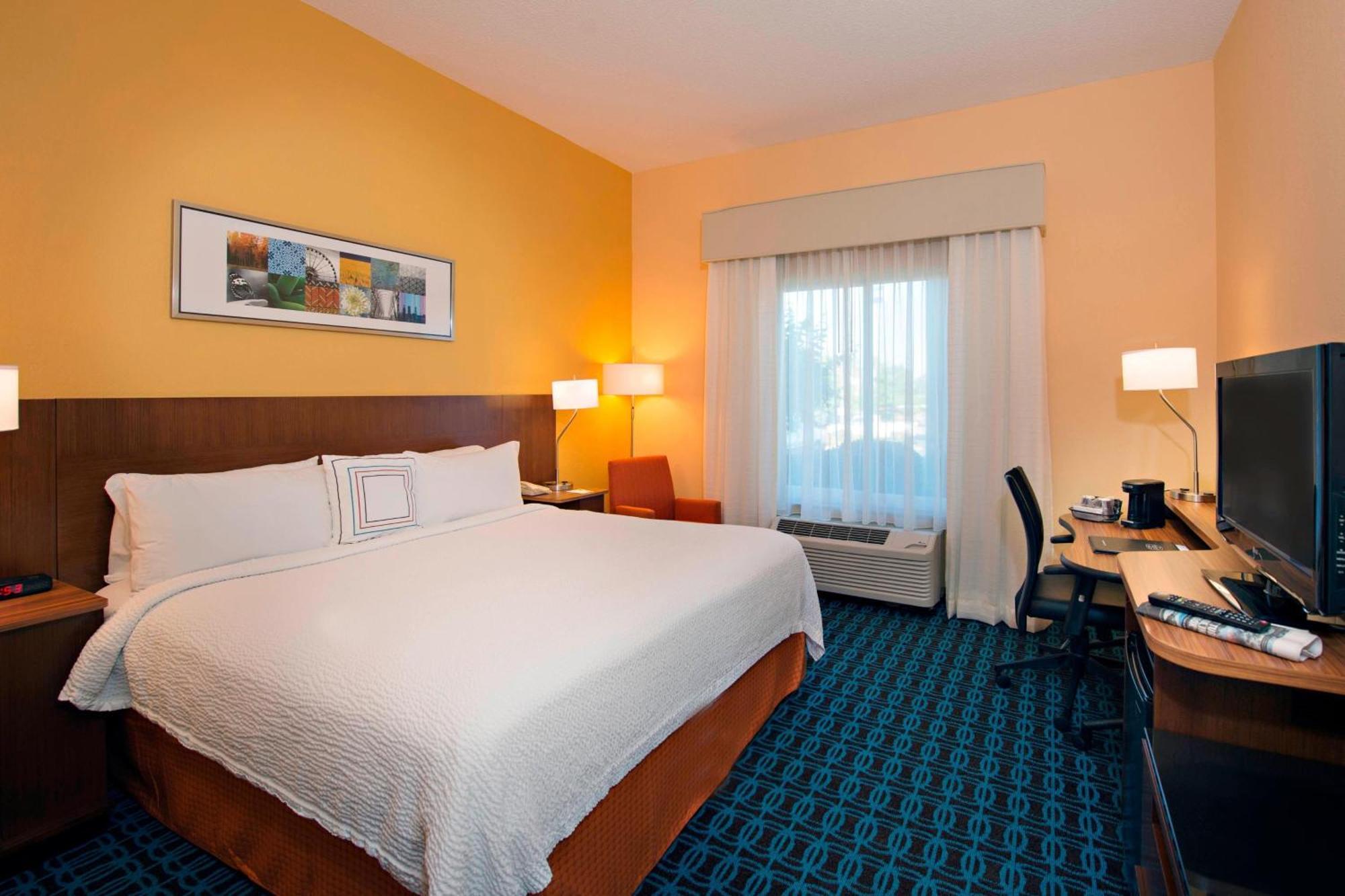 Fairfield Inn And Suites By Marriott טיפטון מראה חיצוני תמונה