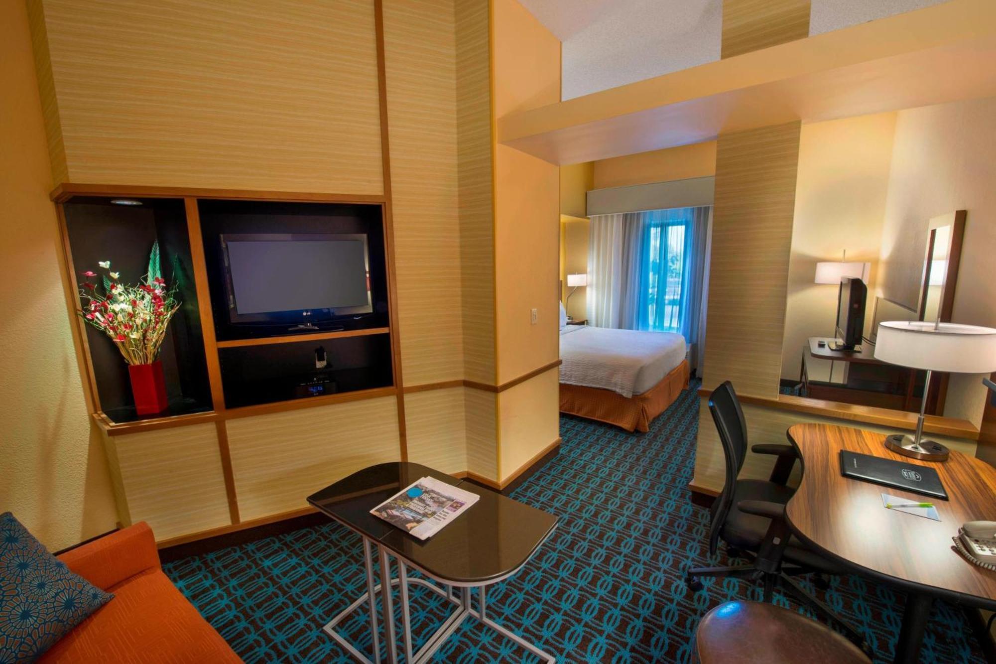 Fairfield Inn And Suites By Marriott טיפטון מראה חיצוני תמונה