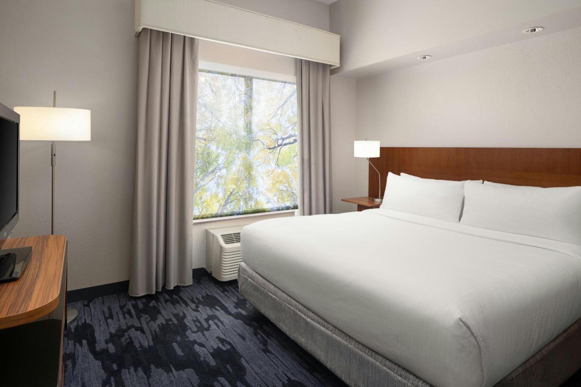 Fairfield Inn And Suites By Marriott טיפטון מראה חיצוני תמונה